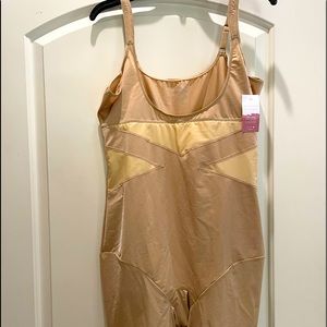 NWT Cacique body shaper